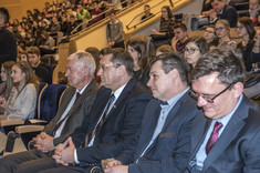 Tłumy uczniów na Seminarium